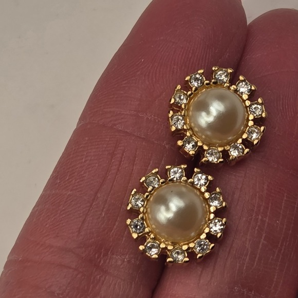 Richelieu Jewelry - Richelieu VTG Gold Tone Faux Pearl Rhinestone Halo Stud Earrings